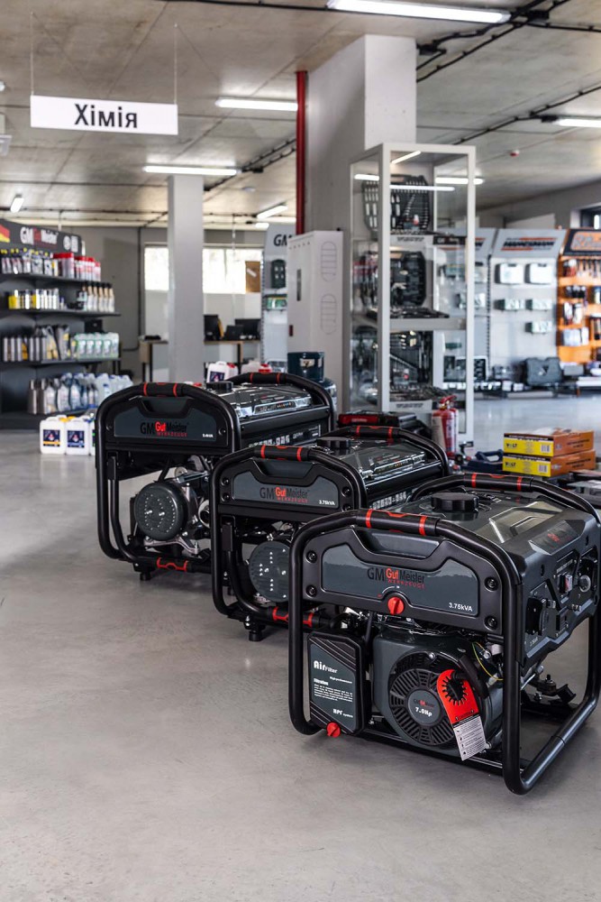 ГЕНЕРАТОР БЕНЗИНОВИЙ GUT MEISTER 2.8/3.0KW 3.5/3.75KVA 12V/230V AVR ОДНОФАЗНИЙ РУЧНИЙ/ ЕЛЕКТРОСТАРТЕР - фото 16
